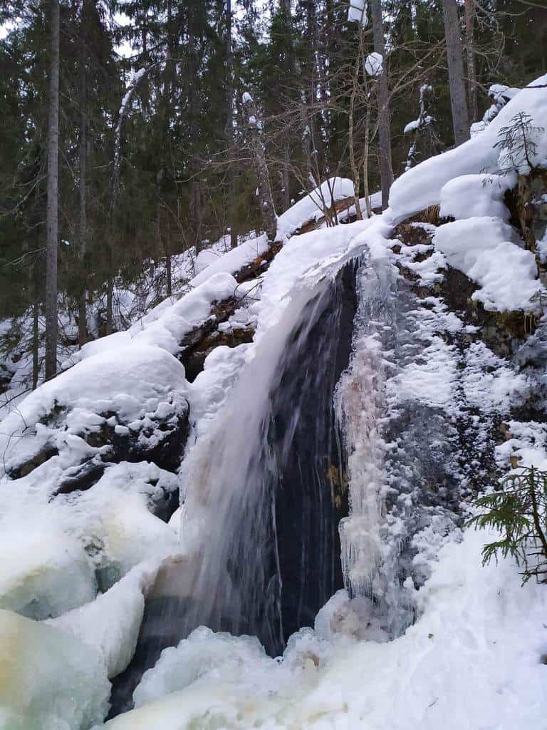 Водопад Tarhapuro