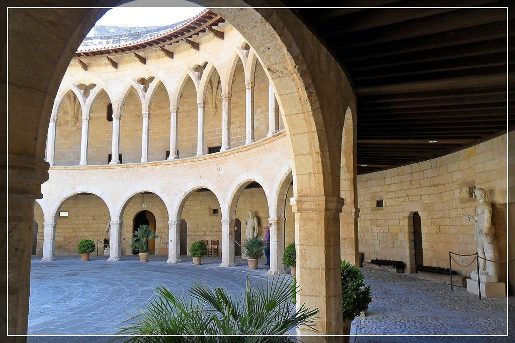 Замок Бельвер